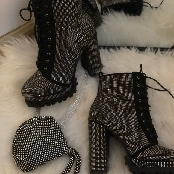 Must Have Bling Bootie - Picture 5 of 5